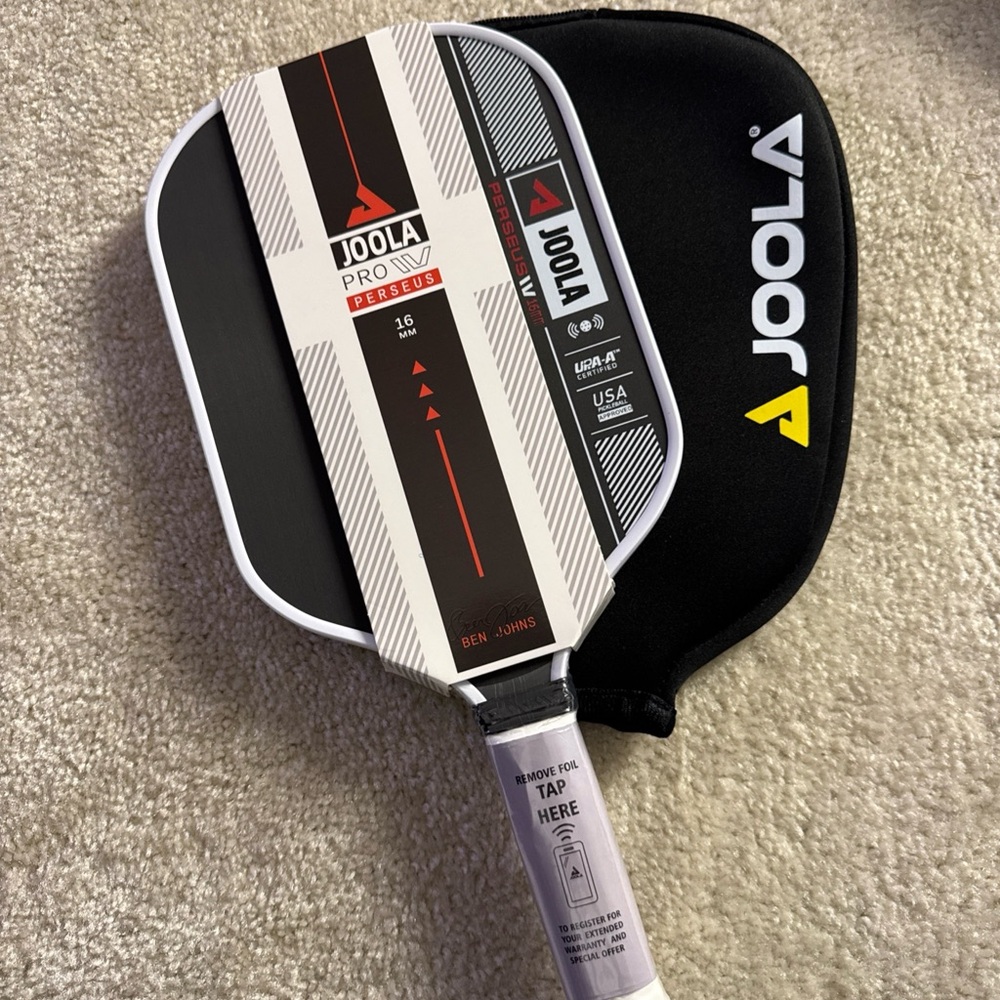 Joola Perseus Pickleball Paddle with Case